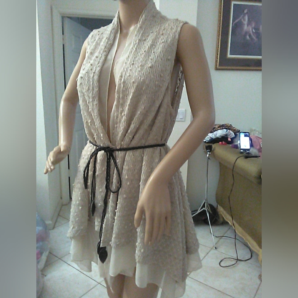 BlBNWT PERCH BEIGE VEST-LIKE BLOUSE BY BLU PEPPER SZ. XL KNIT/ SHEER W/ BELT - Picture 10 of 11